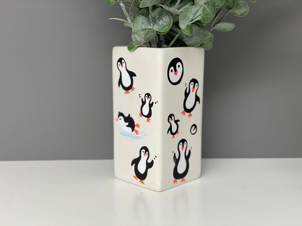 Hand painted penguin theme ceramic vase