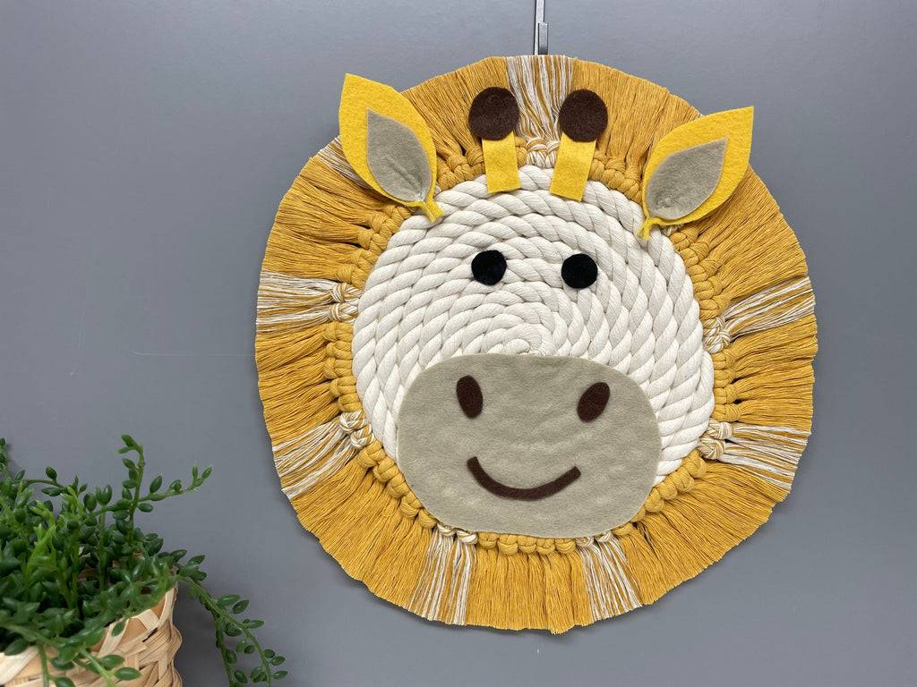 Macrame rope Giraffe, jungle wall decor, rope animal face, nursery decor, playroom