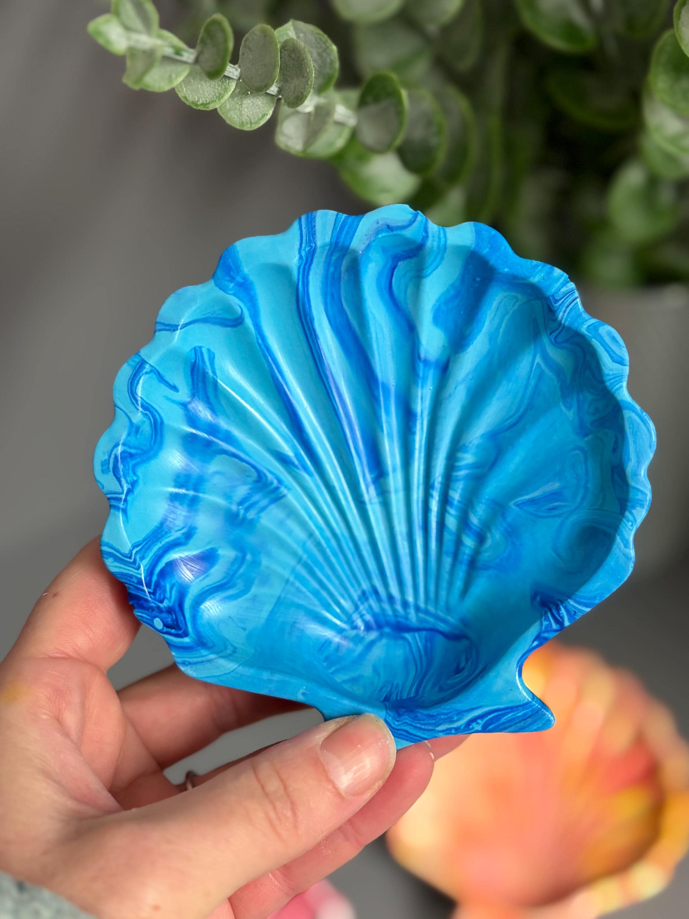 Handmade Jesmonite Shell trinket tray.