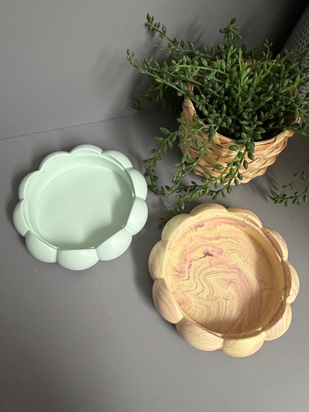 Jesmonite bubble flower jewellery trinket tray