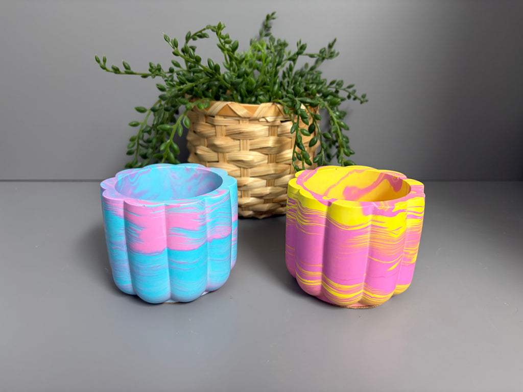 Jesmonite Small plant pot, storage pot.