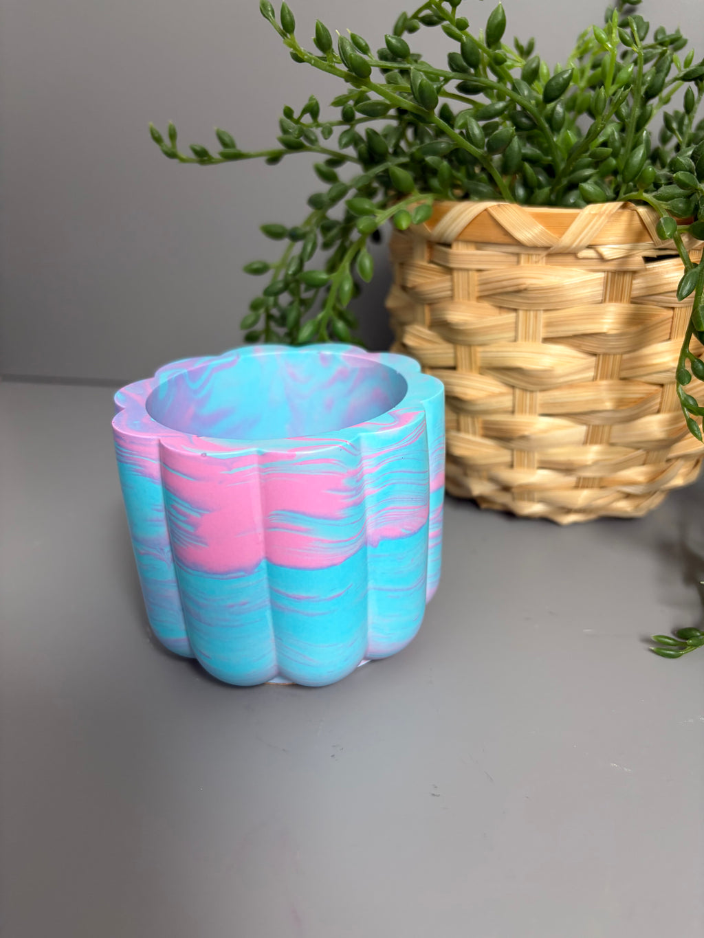 Jesmonite Small plant pot, storage pot.
