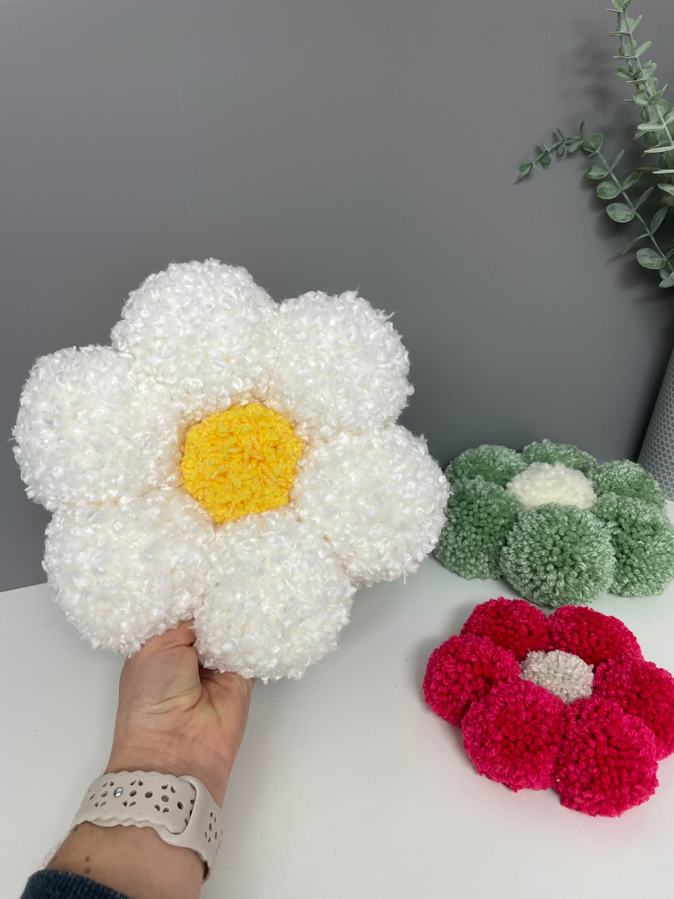 Pom Pom flower, daisy, flower wall hanging, nursery decor, playroom