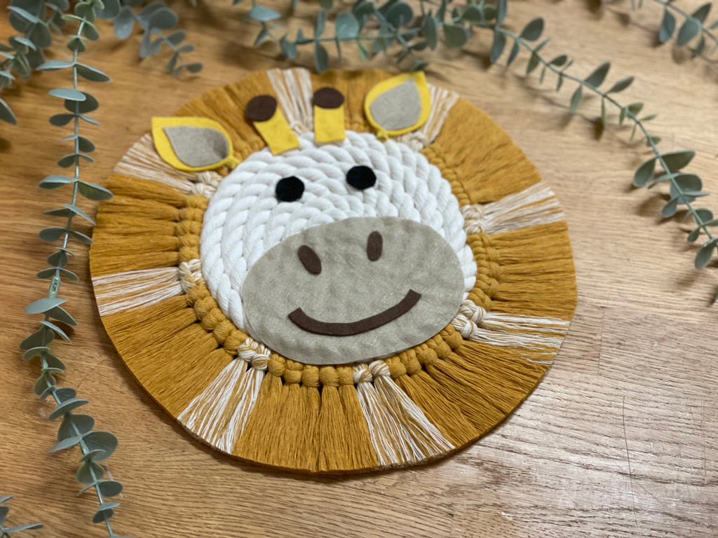 Macrame rope Giraffe, jungle wall decor, rope animal face, nursery decor, playroom