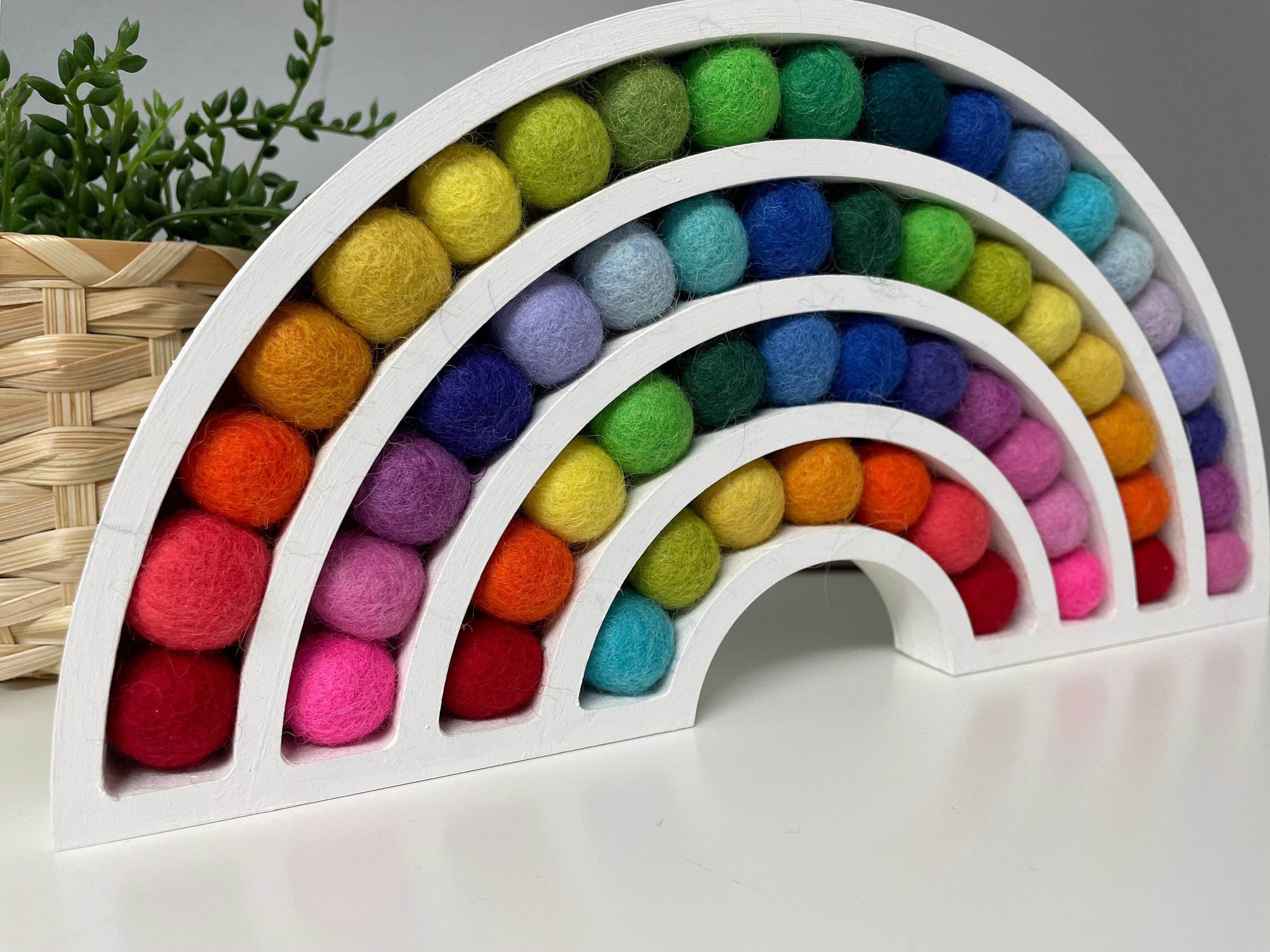Pom Pom wooden rainbow