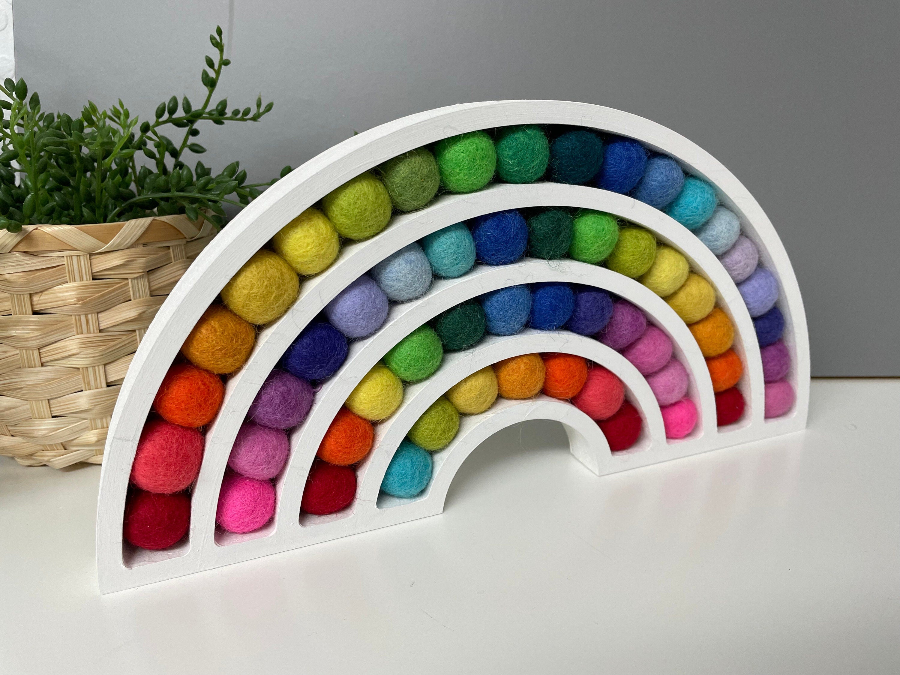 Pom Pom wooden rainbow