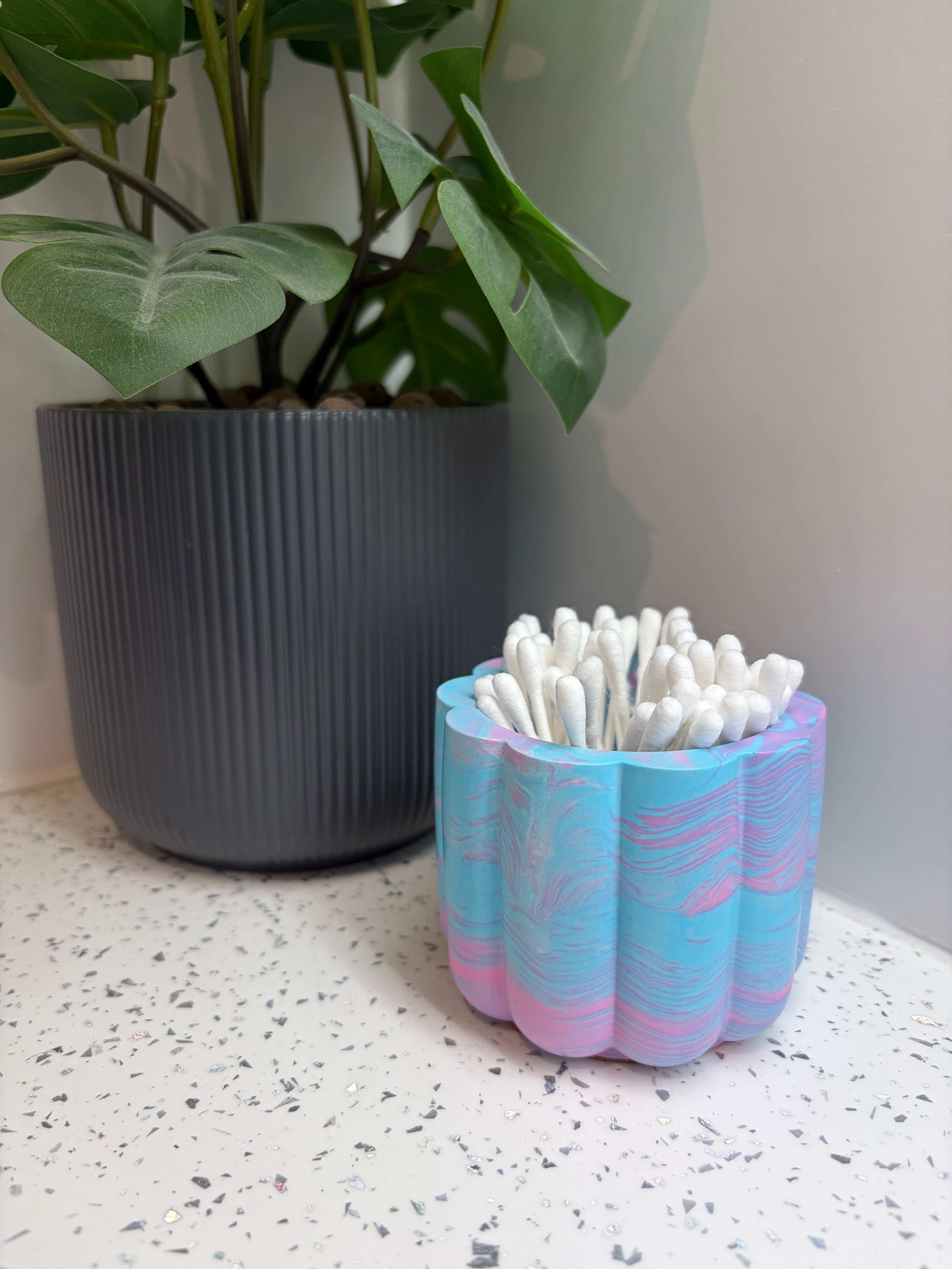 Jesmonite Small plant pot, storage pot.