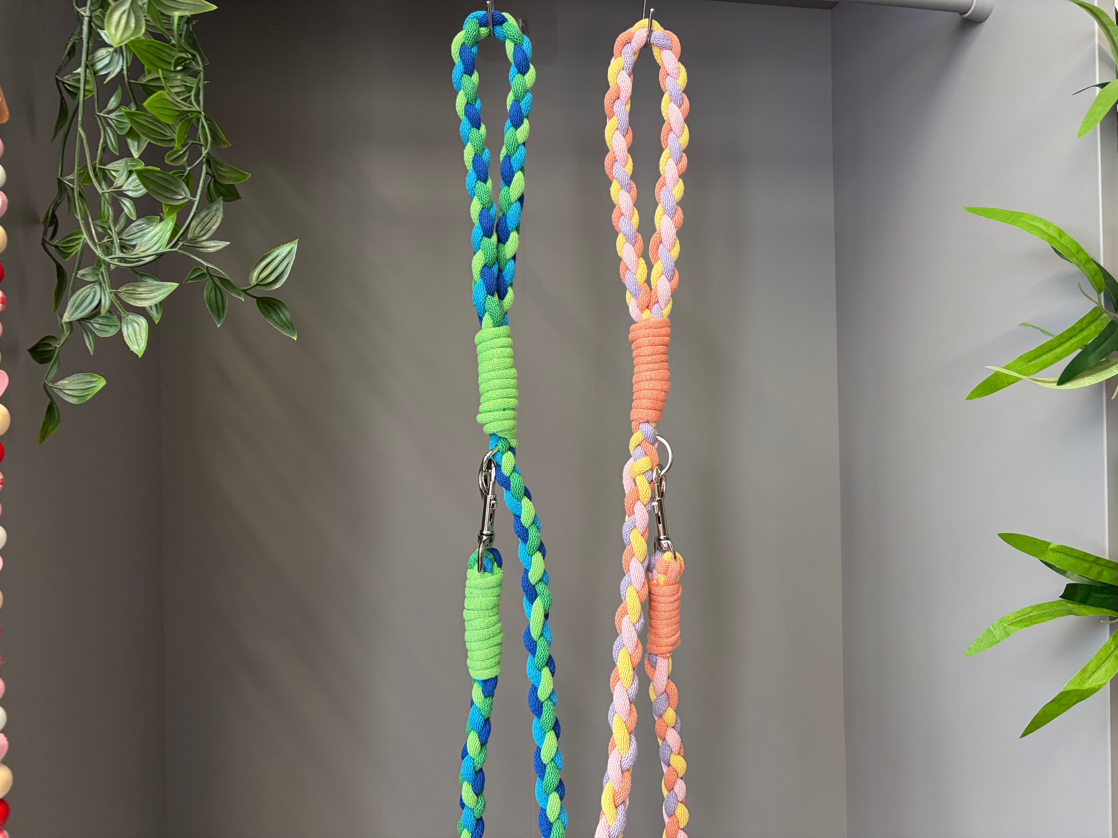 Chunky braided macrame dog lead