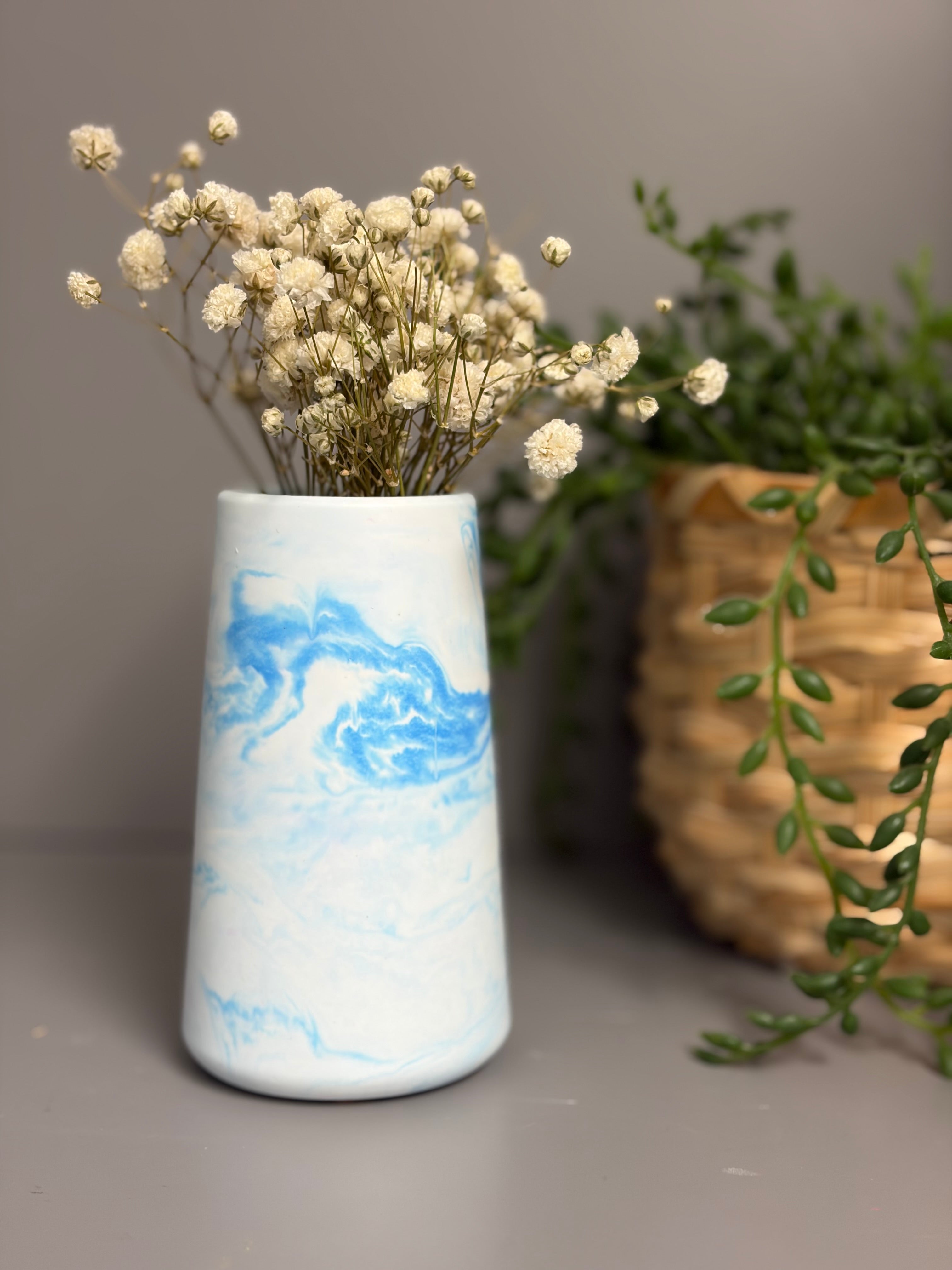Handmade Jesmonite eco resin mini vase