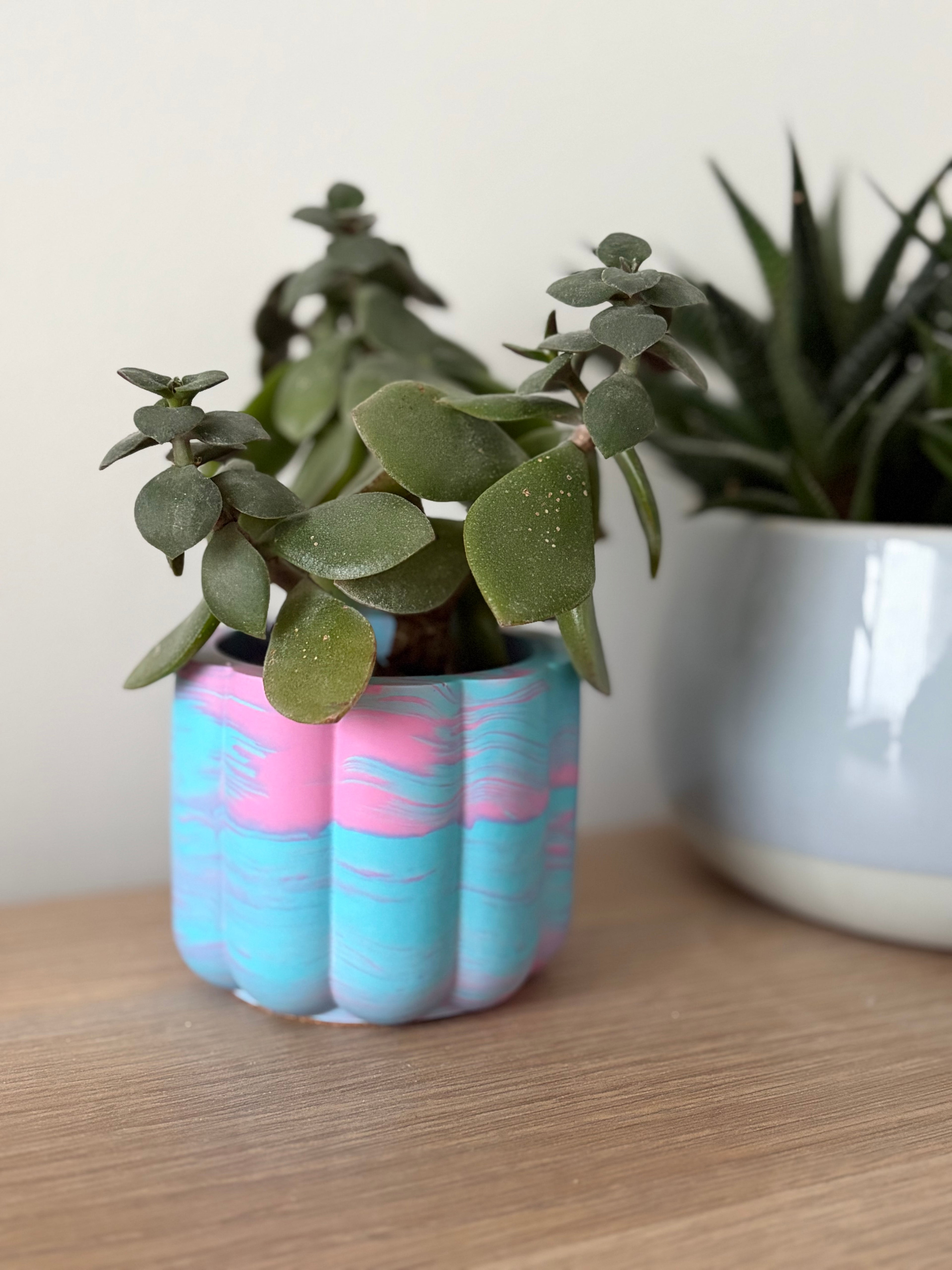 Jesmonite Small plant pot, storage pot.