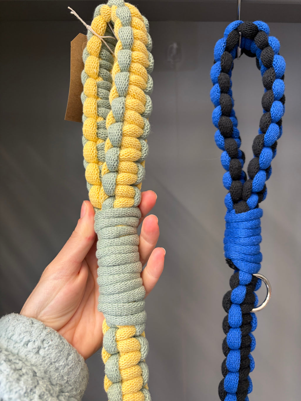 Chunky macrame dog lead