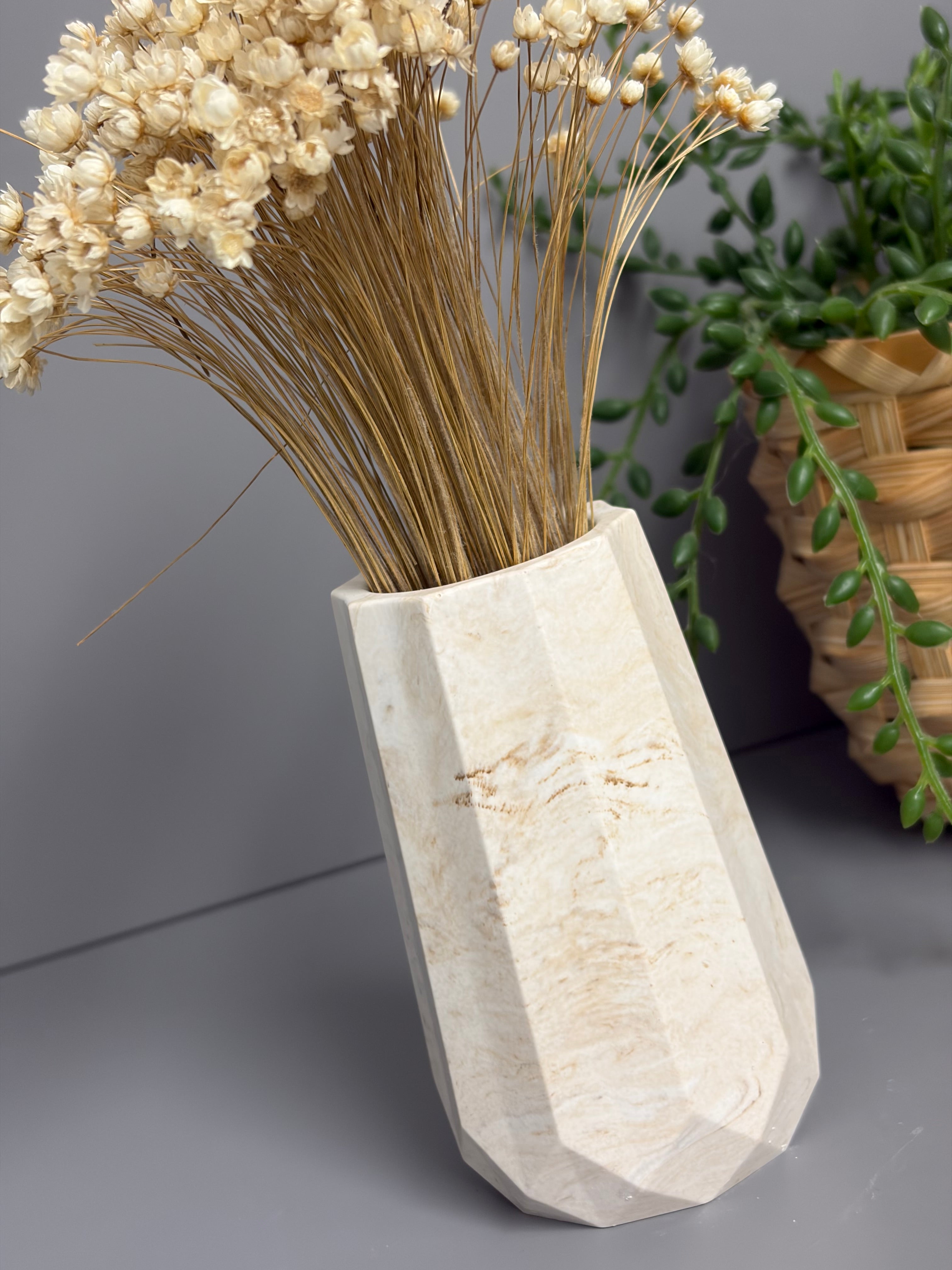 Handmade Jesmonite eco resin mini vase