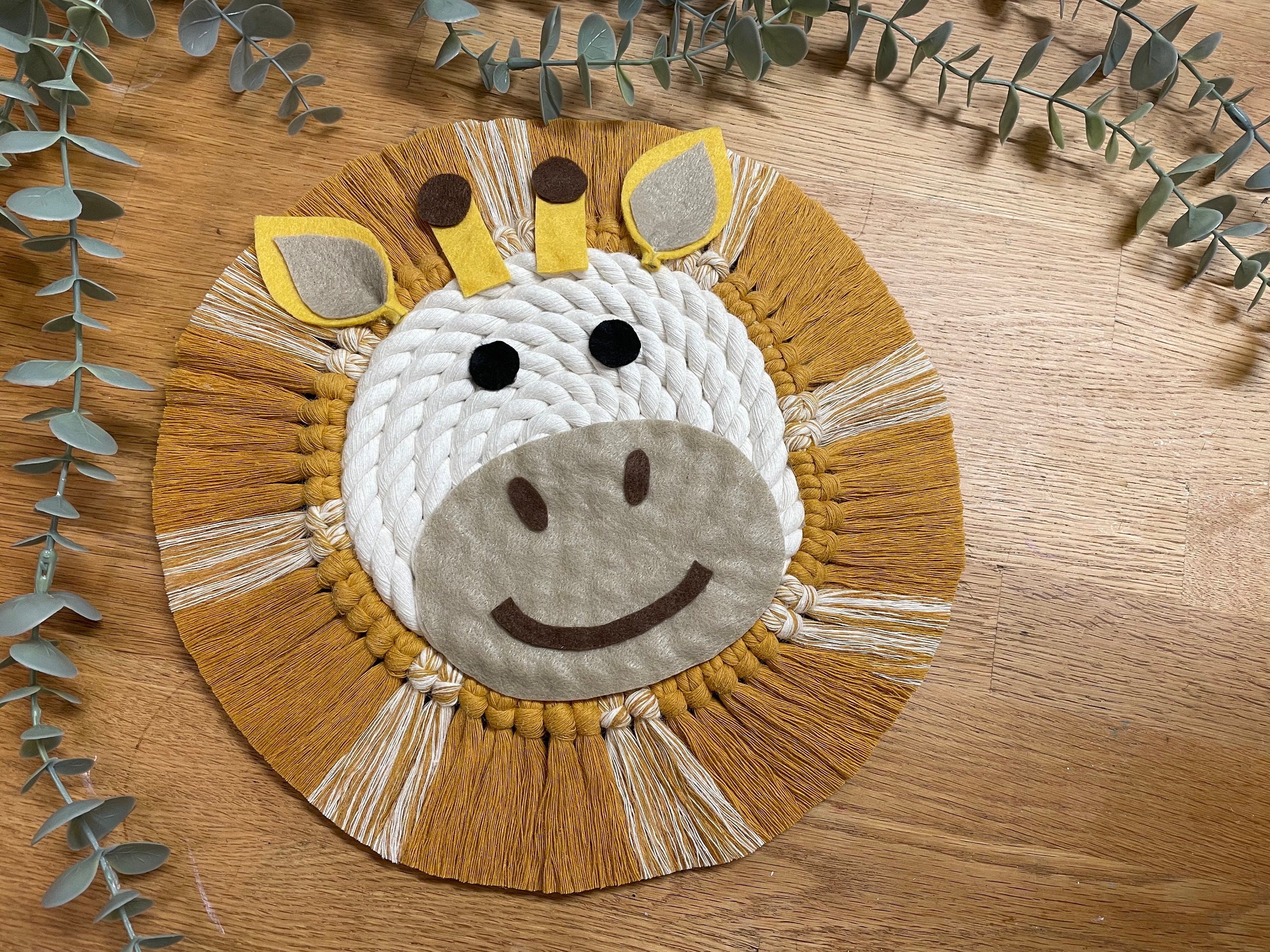 Macrame rope Giraffe, jungle wall decor, rope animal face, nursery decor, playroom